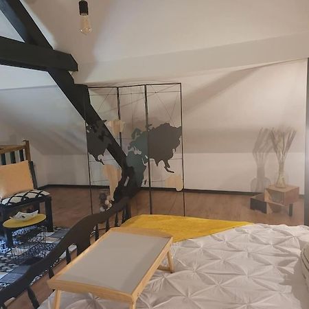 Petite Maison Cosy En Duplex Eguelshardt Eksteriør billede