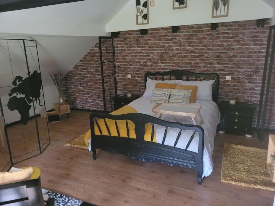 Petite Maison Cosy En Duplex Eguelshardt Eksteriør billede