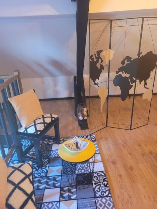 Petite Maison Cosy En Duplex Eguelshardt Eksteriør billede