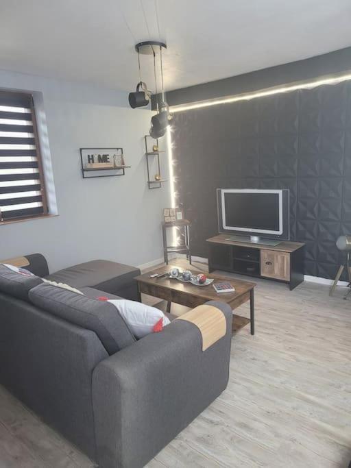 Petite Maison Cosy En Duplex Eguelshardt Eksteriør billede